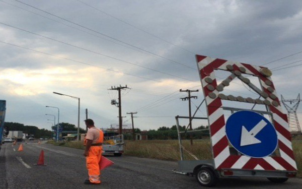 Εργασίες συντήρησης στην εθνική οδό Θεσσαλονίκης - Νέων Μουδανιών