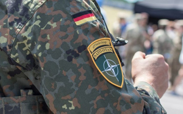 Γερμανία: Συμμαχία γερμανικών κινημάτων ειρήνης κατά της στρατιωτικής θητείας που επιβάλλει ο Μερτς