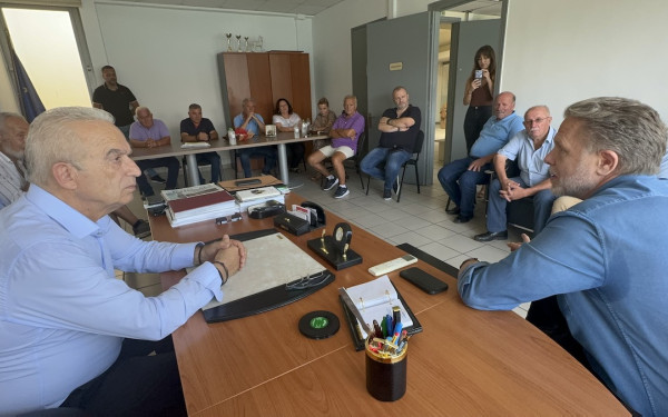 Tο τρίπτυχο Γερουλάνου, για την επόμενη μέρα στο ΠΑΣΟΚ (φωτογραφίες, βίντεο)