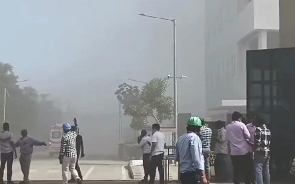 Iνδία: Επτά νεκροί και 30 τραυματίες από έκρηξη αντιδραστήρα σε φαρμακοβιομηχανία