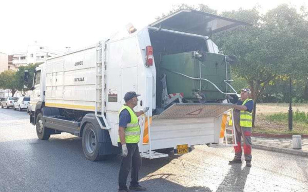 Το πρώτο τμήμα της προμήθειας των νέων κάδων απορριμμάτων παρέλαβε ο Δήμος Λαγκαδά