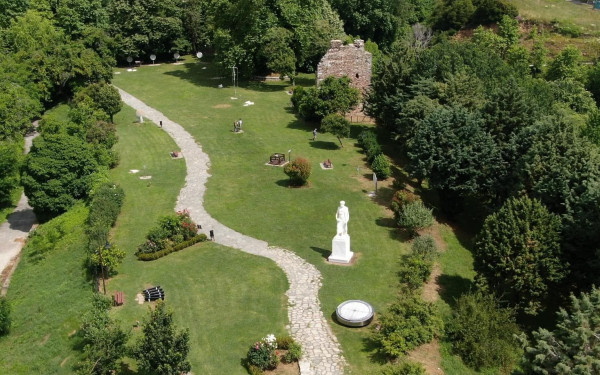 Χαλκιδική: Μπήκε QR CODE στο Άλσος Αριστοτέλη - Δείτε φωτογραφίες