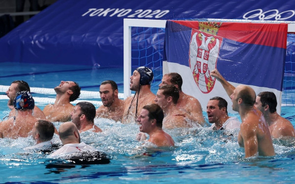Ολυμπιακοί Αγώνες: Τρίτο διαδοχικό χρυσό μετάλλιο για τη Σερβία στο πόλο ανδρών (βίντεο)