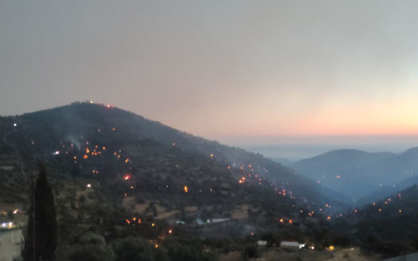 Τρίτη ημέρα φωτιάς στο Ρέθυμνο: Αισιοδοξία για την πορεία και το αποτέλεσμα της πυρόσβεσης (φωτ.)