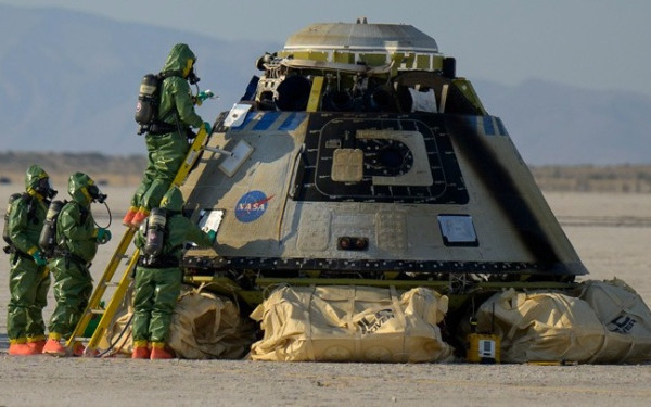 ΗΠΑ: Το Starliner της Boeing επέστρεψε στη Γη χωρίς αστροναύτες