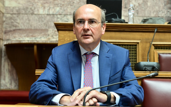 Κωστής Χατζηδάκης στη «ΜτΚ»: Δεν ερχόμαστε στη ΔΕΘ με τη λογική να δώσουμε δώρα και δωράκια