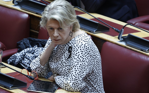 Έλενα Ακρίτα: Λιμοκτονία Παλαιστίνιων, τα ανθρώπινα δικαιώματα θάβονται στη Γάζα