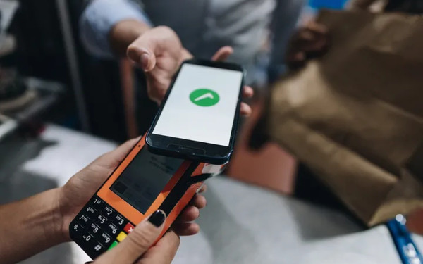 Τράπεζες: Στηρίζουν την ΔΙΑΣ και το IRIS