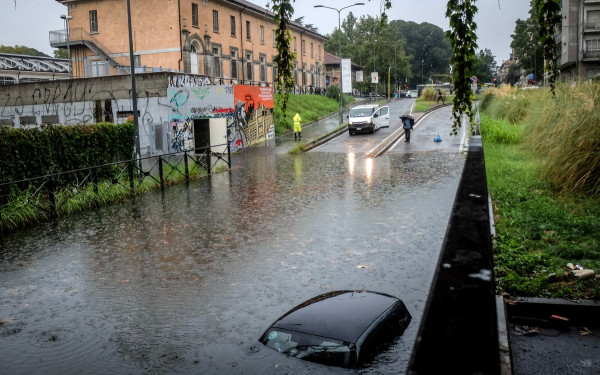 Ιταλία-κακοκαιρία: Αγνοείται αγρότης που παρασύρθηκε από τα νερά έξω από το Τορίνο