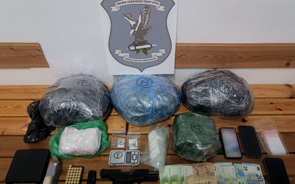 Θεσσαλονίκη: Σύλληψη δύο ατόμων για κατοχή και διακίνηση κοκαΐνης και κάνναβης