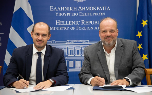 Μνημόνιο Συνεργασίας μεταξύ ΥΠΕΞ και ΔΥΠΑ - Ενημέρωση Ελλήνων του εξωτερικού για τις ευκαιρίες εργασίας στην Ελλάδα