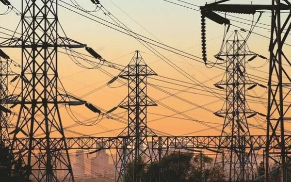 ΔΕΗ: Επενδύσεις άνω των 10 δισ. ευρώ στην τριετία