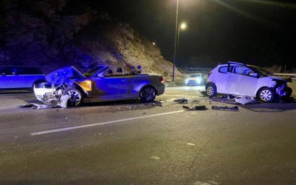 Αθήνα: Σοβαρό τροχαίο στα Λιμανάκια Βουλιαγμένης - Δύο τραυματίες (φωτ.)