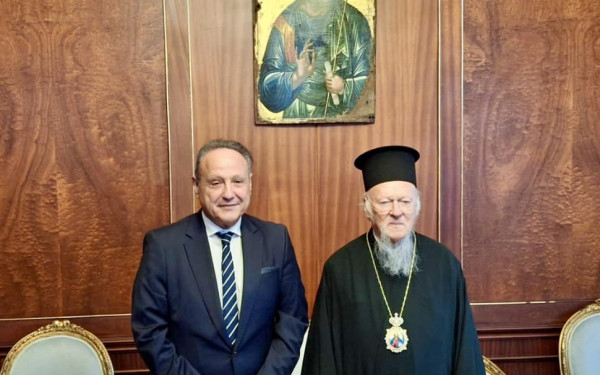 Συνάντηση Αγγελούδη - Βαρθολομαίου στο Φανάρι