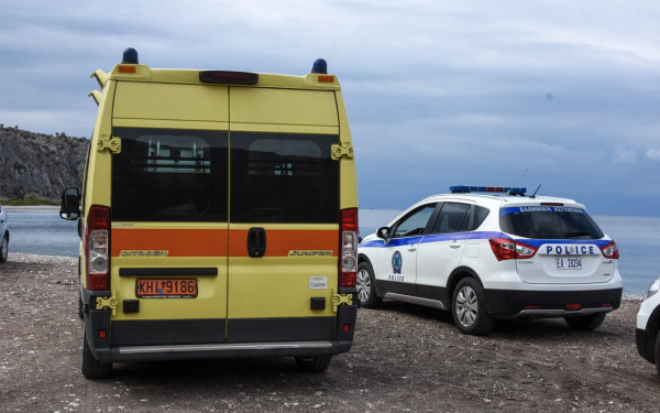 Βρέθηκε πτώμα παιδιού σε παραλία στο Παλαιό Φάληρο - Ψάχνουν στις λίστες με τα αγνοούμενα παιδιά