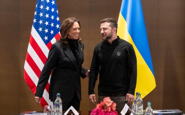 ΗΠΑ: Η Κάμαλα Χάρις σχεδιάζει συνάντηση με τον Ζελένσκι