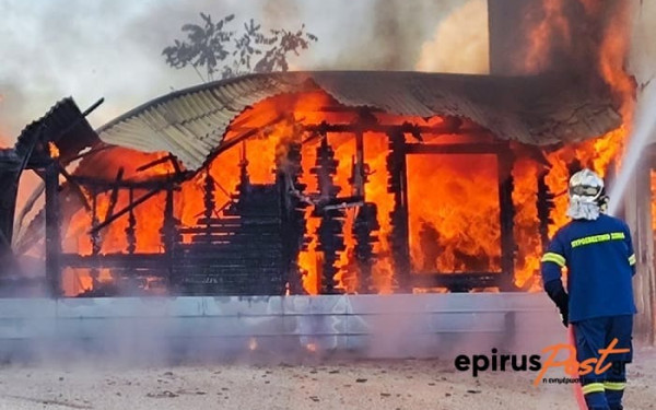 Ιωάννινα: Μεγάλη φωτιά σε παλιό Λατομείο