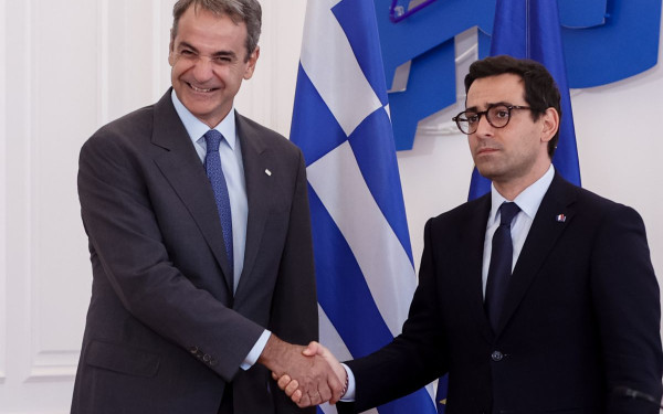 Τον Γάλλο ΥΠΕΞ υποδέχθηκε ο Κ. Μητσοτάκης