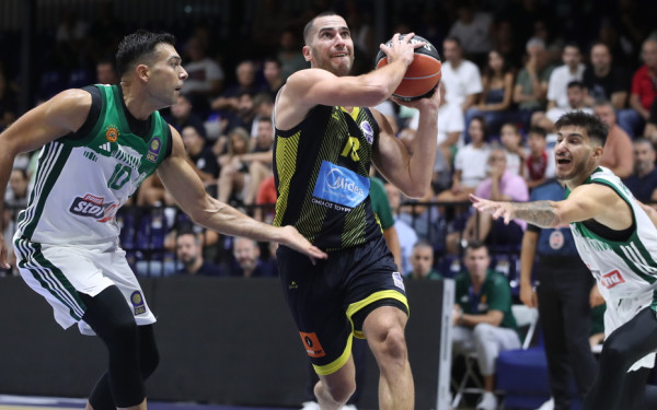 Μπάσκετ: Δυνατή προπόνηση για τον Άρη ο ημιτελικός του Σούπερ Καπ με τον Παναθηναϊκό (βίντεο)