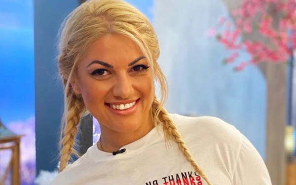 Η Θεσσαλονικιά παρουσιάστρια, Νάνσυ Παραδεισανού, δηλώνει Αρειανού και αναρωτιέται: «Τώρα είναι καλός ο Άρης;» (βίντεο)