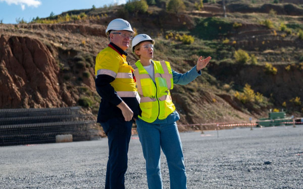 Επίσκεψη της υφυπουργού Περιβάλλοντος και Ενέργειας στις Σκουριές της Ελληνικός Χρυσός (φωτ.)