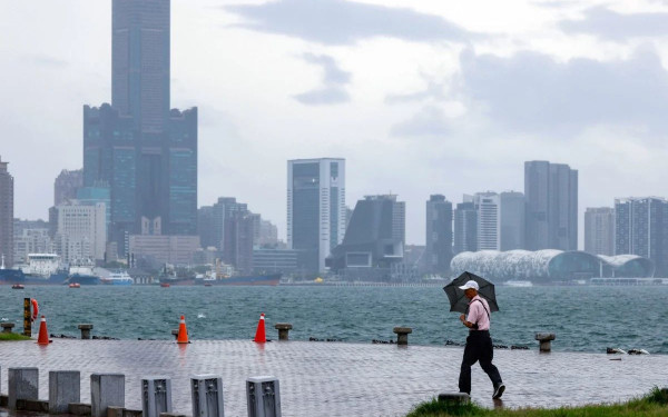 Ταϊβάν: 2 νεκροί και τουλάχιστον 100 τραυματίες πριν καν φθάσει ο τυφώνας Krathon (βίντεο)