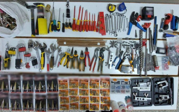 Φλώρινα: Συνελήφθη 51χρονος να μεταφέρει κλεμμένα εργαλεία προς την Αλβανία (φωτ.)