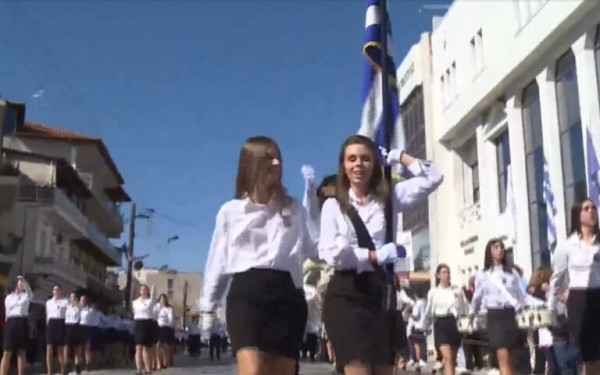 Κατερίνη: 17χρονη αριστούχος με προβλήματα όρασης δίνει μαθήματα ζωής