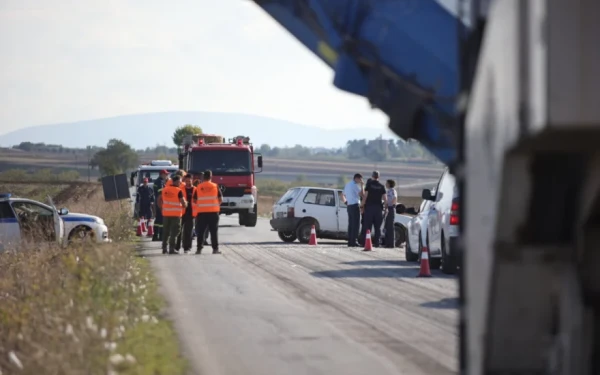 Τροχαίο δυστύχημα στη Λάρισα με έναν νεκρό και δύο τραυματίες (φωτ.)