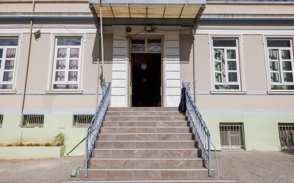 Θεσσαλονίκη: Ένα σχολείο 113 ετών γίνεται μουσείο για να πει τις ιστορίες προσφύγων και φυλακισμένων της Γκεστάπο (φωτ.)