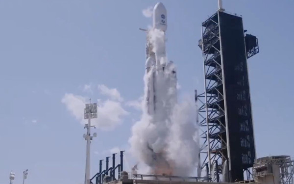 Διάστημα: Η NASA εκτόξευσε το διαστημόπλοιο «Europa Clipper» - Θα «ξεψαχνίσει» την «Ευρώπη», τον δορυφόρο του «Δία» (βίντεο)