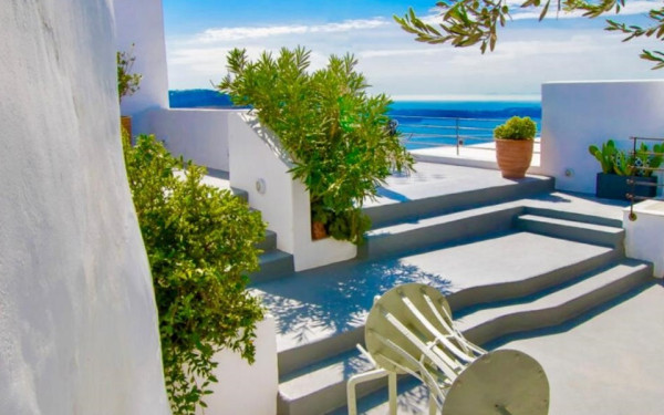 Το προφίλ των αγοραστών εξοχικής κατοικίας στην Ελλάδα: Από ποιες χώρες προέρχονται και τι αγοράζουν