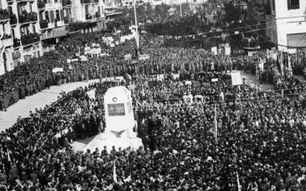 Θεσσαλονίκη: Λεύκωμα με φωτογραφικά ντοκουμέντα από τις ημέρες απελευθέρωσης εξέδωσε η Τ.Ο. Δήμου Θεσσαλονίκης του ΚΚΕ