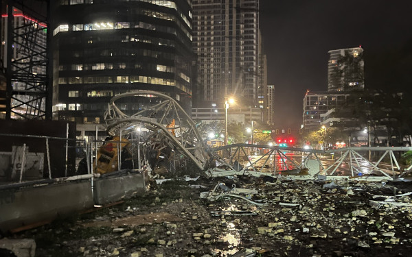 ΗΠΑ: Εικόνες Αποκάλυψης αφήνει ο τυφώνας Μίλτον στη Φλόριντα - Δείτε live (βίντεο, φωτ.)