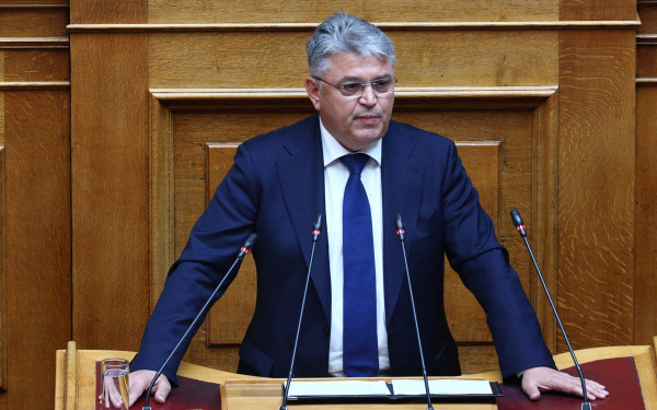 Συνάντηση Μητσοτάκη - Νατσιού αύριο στη Βουλή