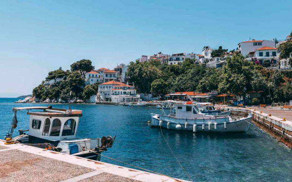 Σκιάθος: Το νησί των Σποράδων κάνει πραγματικότητα την επέκταση της τουριστικής περιόδου