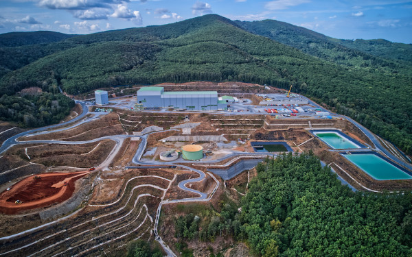 Χαλκιδική: Τον Σεπτέμβριο του 2025 αρχίζει η παραγωγή μεταλλεύματος στις Σκουριές (βίντεο, φωτ.)