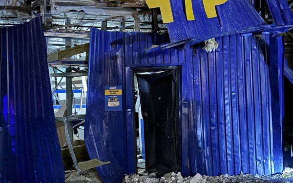 Αεροπορικοί βομβαρδισμοί με 17 τραυματίες στην Ουκρανία - Η Ρωσία κατέρριψε 110 ουκρανικά drones (βίντεο)