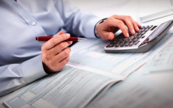 Φορολογικές δηλώσεις: «Καμπάνες» και σε ιδιωτικούς φορείς για καθυστερήσεις και λάθη