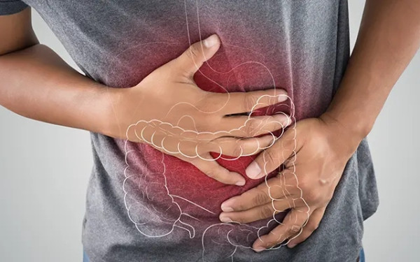 Συναγερμός για τον καρκίνο του παχέος εντέρου: «Θερίζει» στις ηλικίες 20-44 ετών