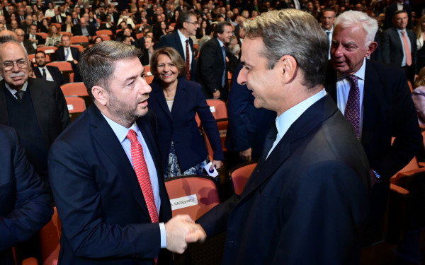 Για την Τετάρτη 4 Δεκεμβρίου «κλείδωσε» η συνάντηση Μητσοτάκη - Ανδρουλάκη