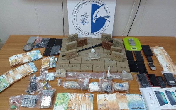 Ποδαρικό για το «Ελληνικό FBI»: Εξαρθρώθηκε σπείρα διακίνησης ηρωίνης στην Αττική - Ο τρόπος δράσης και οι ρόλοι των μελών