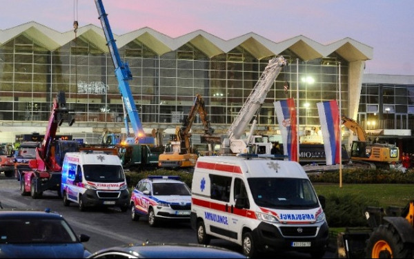 Σερβία: Στους 16 οι νεκροί από το δυστύχημα του Νόβι Σαντ- Πέθανε έφηβος που είχε τραυματιστεί