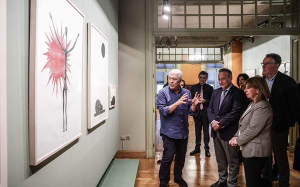 Θεσσαλονίκη: Στην έκθεση «Βάσω Κατράκη - Χαράγματα» η Κατερίνα Σακελλαροπούλου (φωτ.)