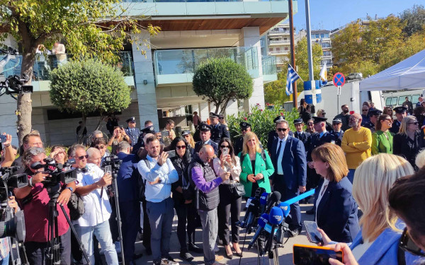 Σακελλαροπούλου: Πολύτιμη παρακαταθήκη, το σθένος και η ομοψυχία των ηρώων του '40