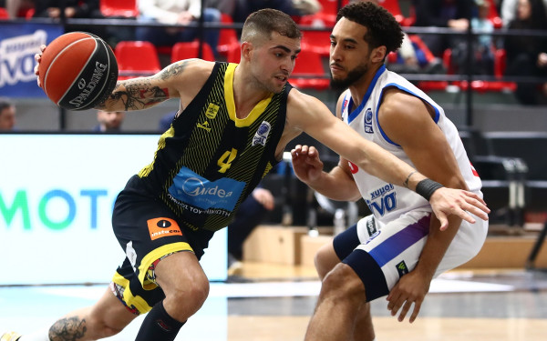 Μπάσκετ: Ο «πληγωμένος» Άρης έχασε και στη Νέα Σμύρνη (βίντεο)