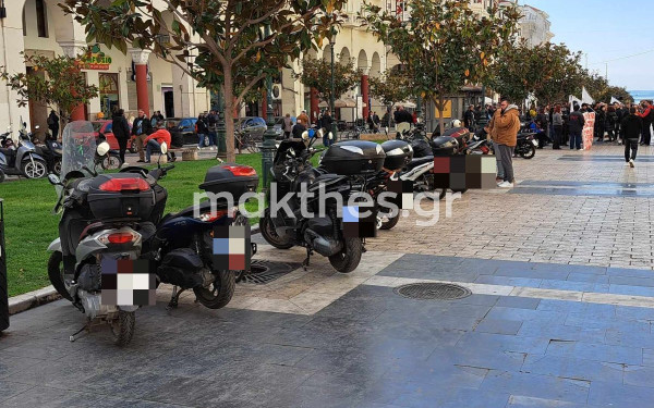 Θεσσαλονίκη: Το πάρκινγκ στον πεζόδρομο της Αριστοτέλους, τα πασαλάκια στην Ερμού και η προσβολή του μνημείου Γρ. Λαμπράκη. Γράφει ο Σαλονικιός