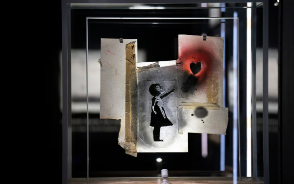 Ιταλία: Ξεσκεπάστηκε πανευρωπαϊκό δίκτυο πλαστογραφίας έργων Τέχνης - Πουλούσαν «μαϊμού» Μπάνκσι, Πικάσο, Γουόρχολ και... άλλους