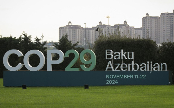 Με εθνικό περίπτερο και τον Μητσοτάκη η Ελλάδα στο Αζερμπαϊτζάν για την COP29