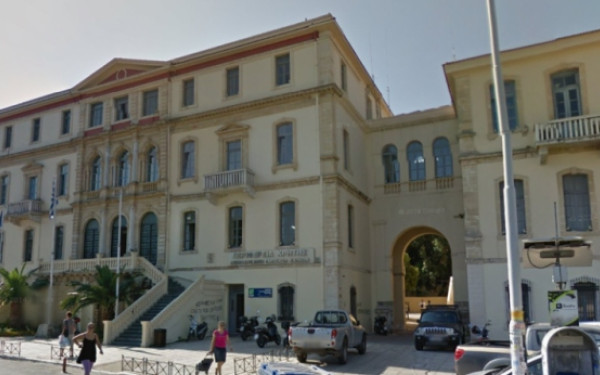 Χανιά: Τηλεφώνημα για βόμβα στα δικαστήρια - Εκκενώνονται οι αίθουσες